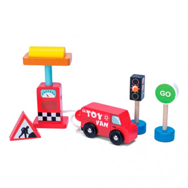 Le Toy Van bil og benzinstander i træ